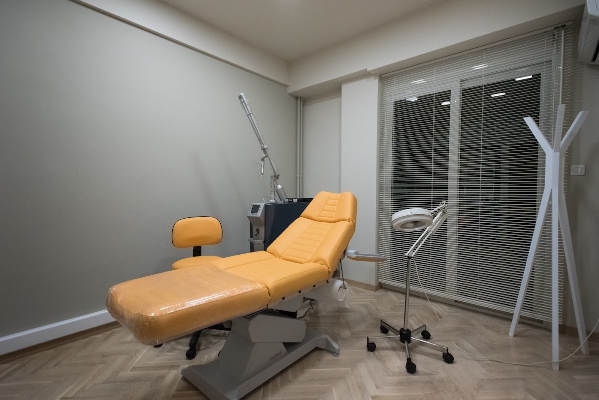 Derma Hair Clinic