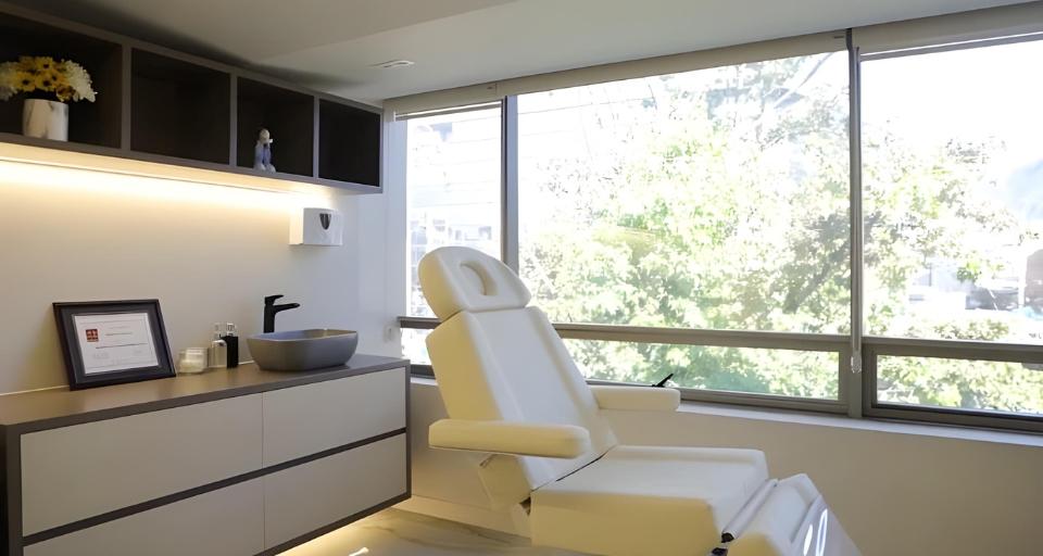 Almo Clinic