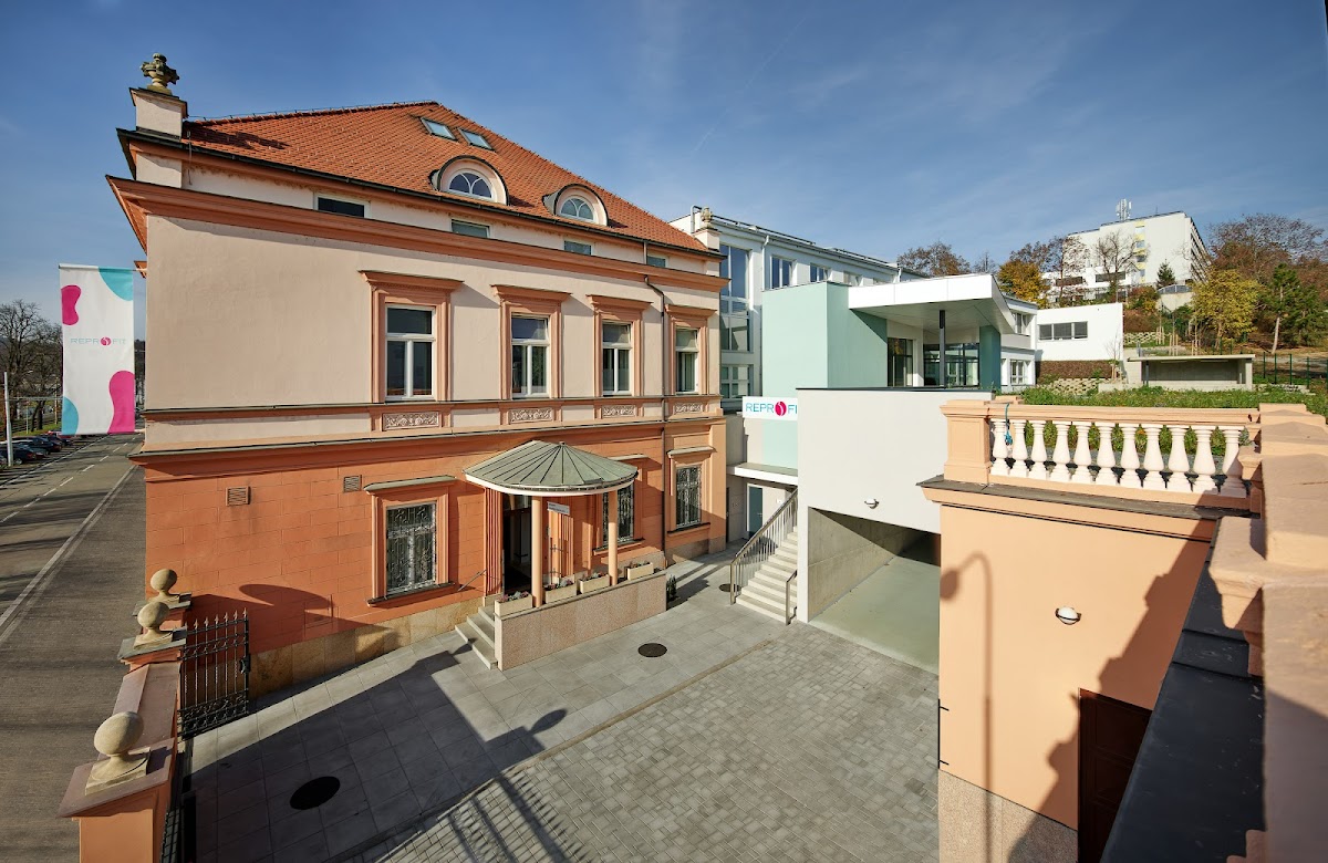 ISCARE Brno