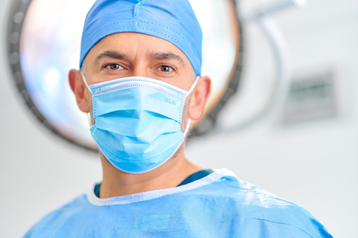 Hair Transplant Costa Rica (Dr. Christian Rivera / Centro Médico La Sabana)