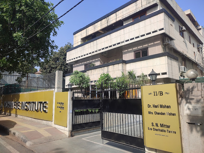Delhi Eye Centre at Sir Ganga Ram Hospital