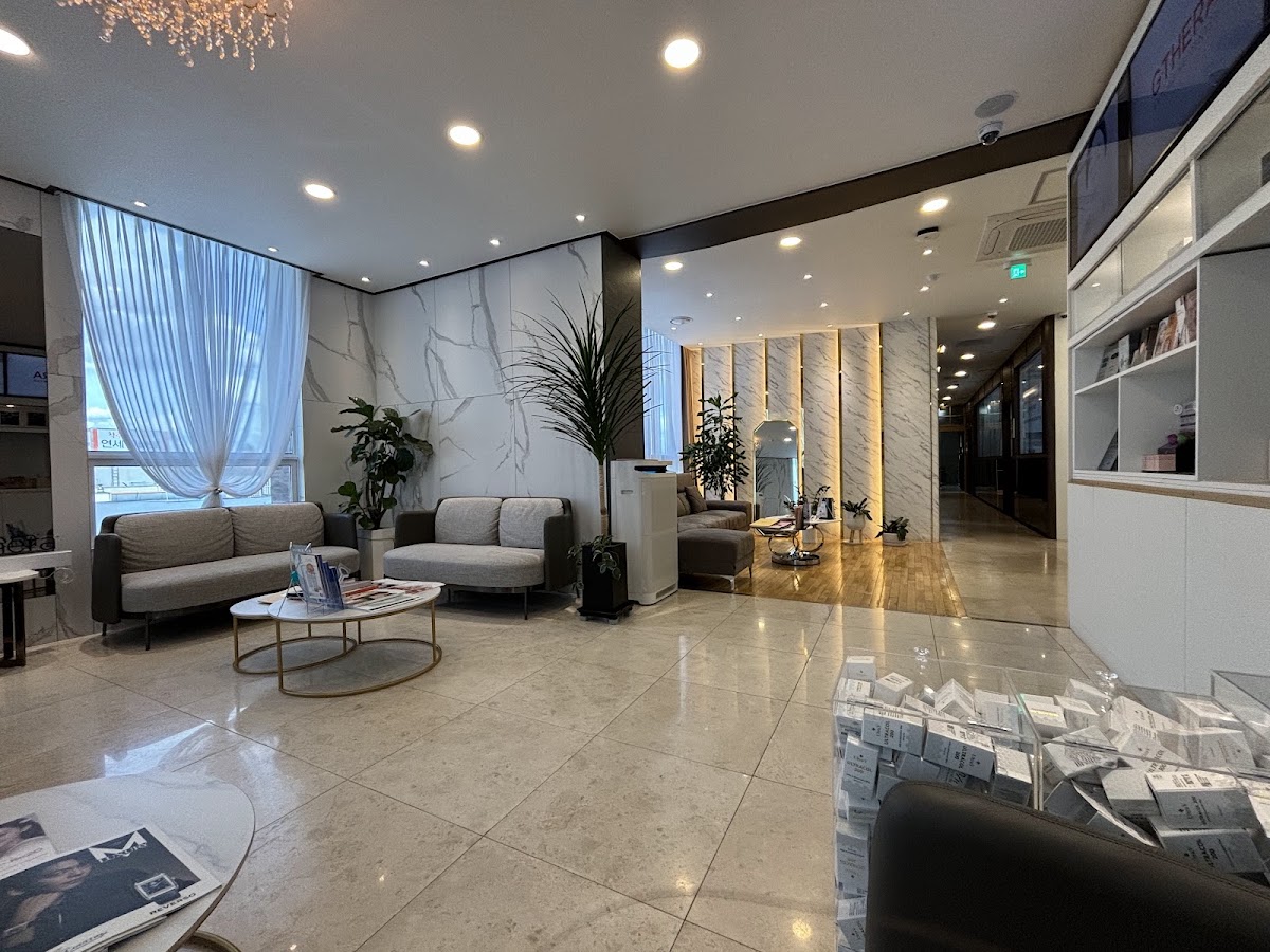 Glovi Plastic Surgery Clinic