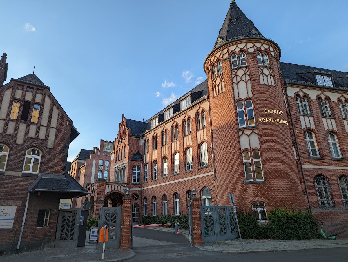 Charité – Universitätsmedizin Berlin (Campus Mitte International Office)