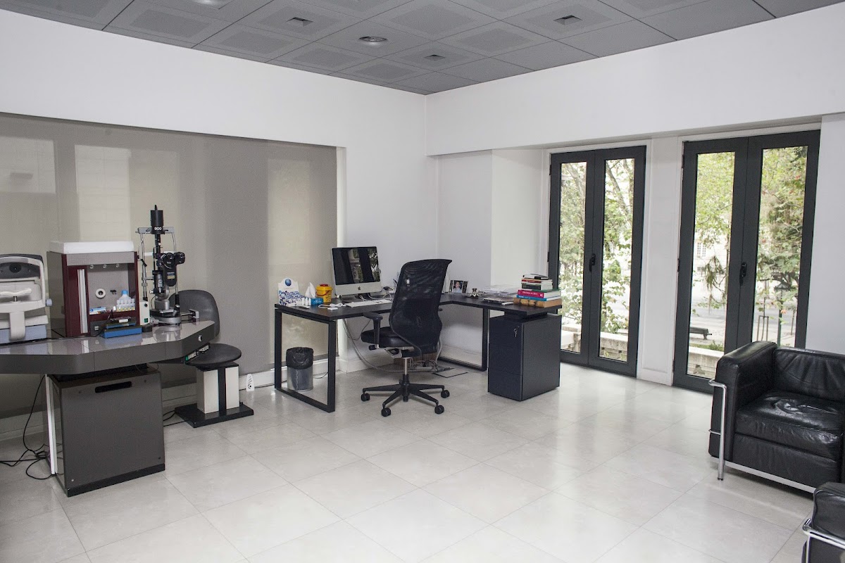 Lisboa COF Lisbon Eye Institute (Centro Oftalmológico de Lisboa / Lisbon Eye Institute)