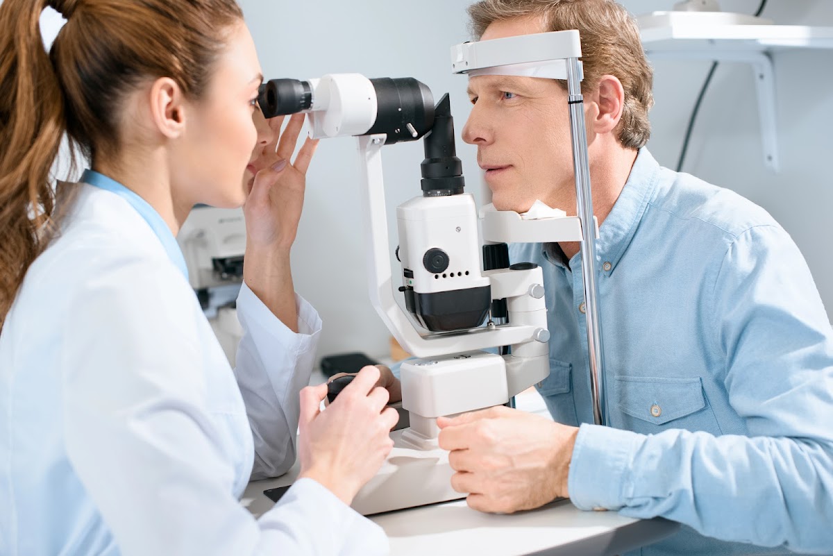 OPTIK-MED Laser Center