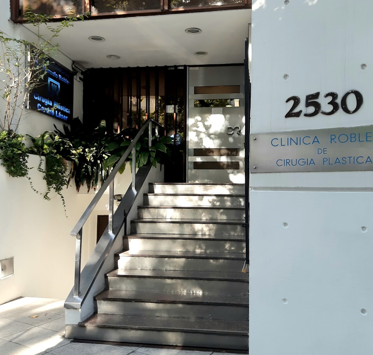 Dr. J. Gabriel Noe Clinic