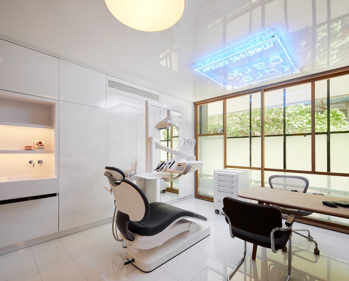 Turó Park Dental & Medical Center (Turó Park Clinics)